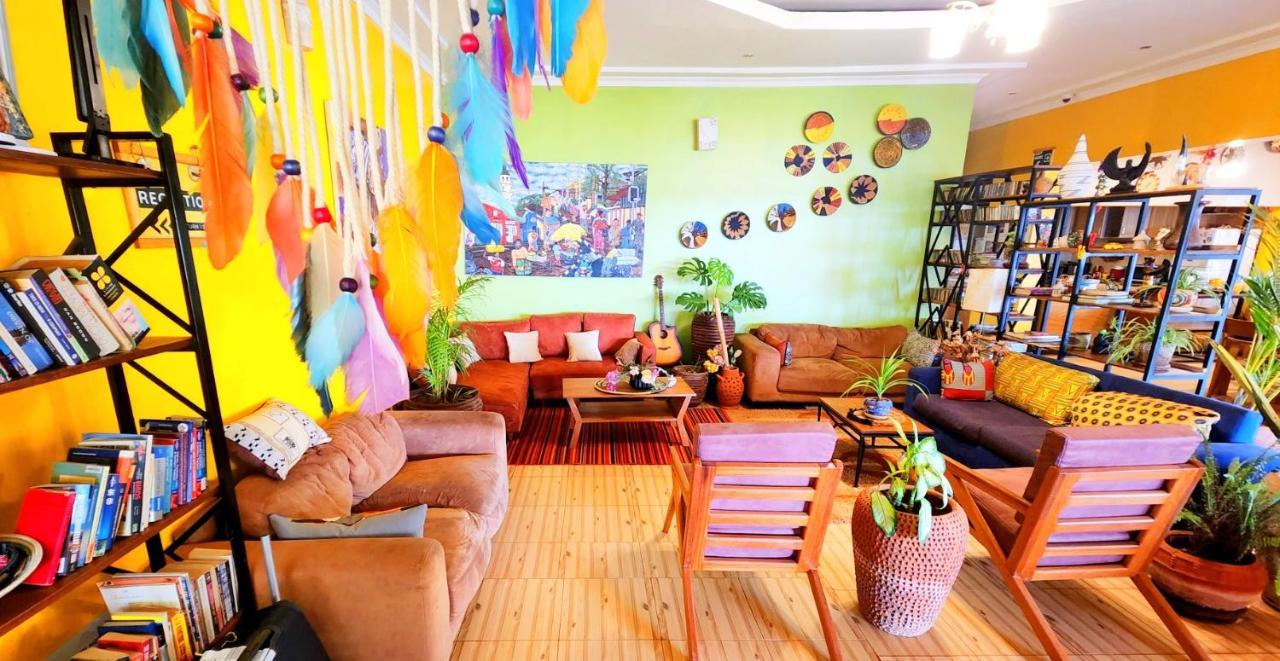 Yambi Guesthouse キガリ エクステリア 写真